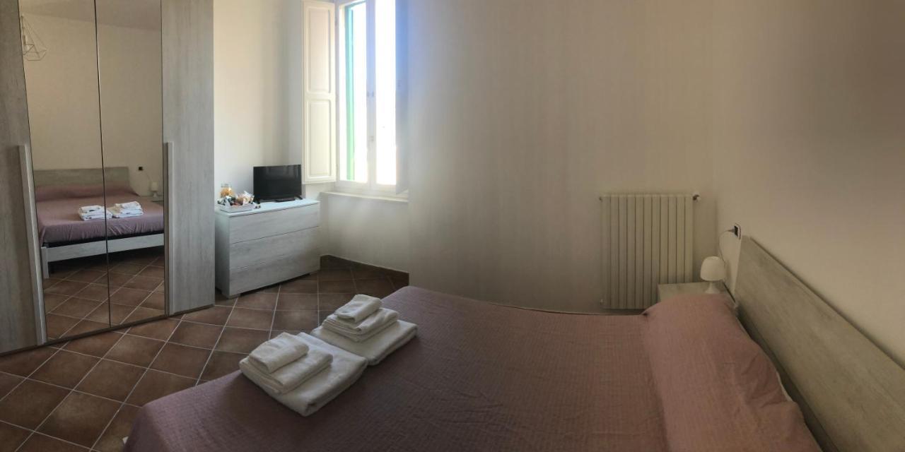 A Casa Di Noemi Bed & Breakfast LʼAquila Eksteriør bilde